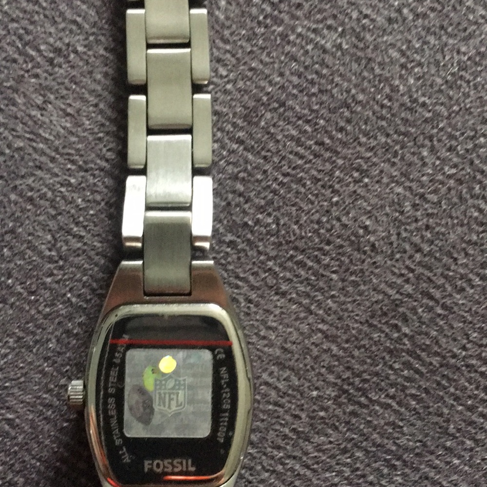 NFL women’s Houston Texans watch - Picture 4 of 6